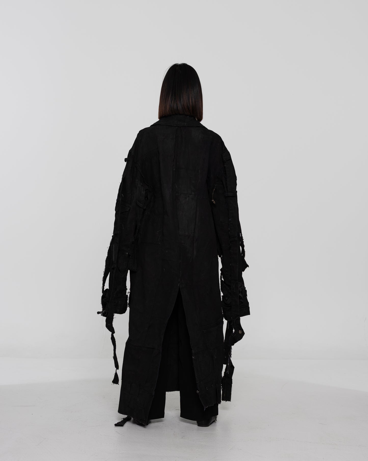 WAXED TRENCH COAT